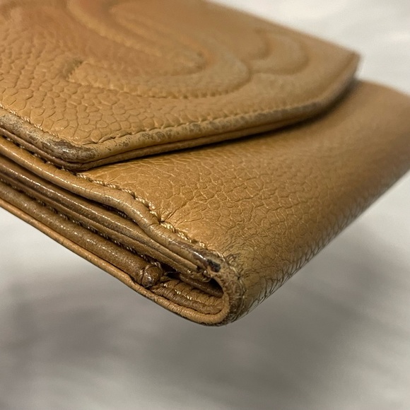 Chanel Timeless CC Caviar Leather Bifold Wallet - Picture 5 of 12
